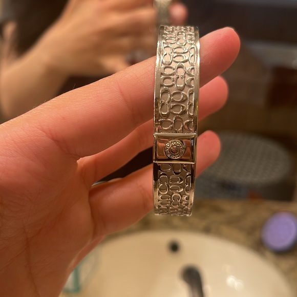 Silver coach bangle - Picture 3 of 3